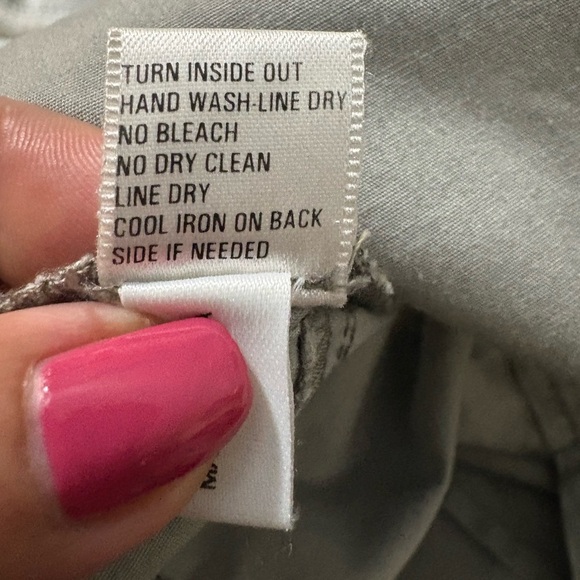 Roni Rabl Light Gray Wide Leg Culottes/Capri Pants. Zipper Button Closure Size M - Picture 8 of 15